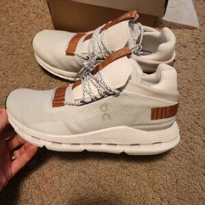 On Cloud Cloudnova Running Shoes White Pearl Brown